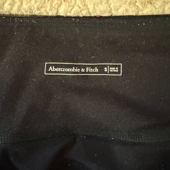 Abercrombie & Fitch A&F Leggings with Side Pockets - Picture 4 of 5